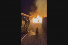 2026-05-23-Wohnwagen-brennt-in-Wardenburg-Uwe-Arndt-3